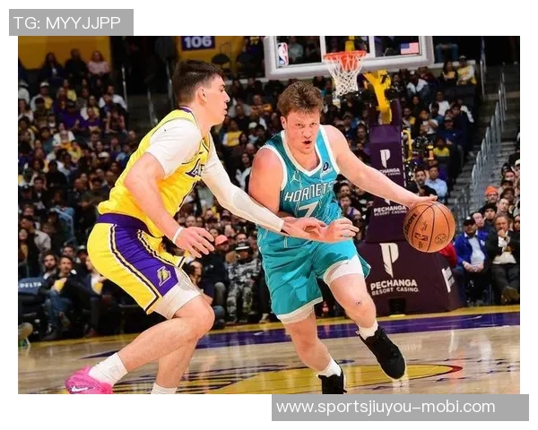 湖人双星难以独撑大局防守篮板传导球替补阵容亟待改善